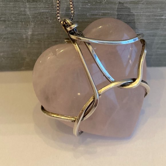 Pink Rose Quartz & Silver Heart Pendant Necklace - Picture 10 of 10
